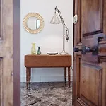 Art View Luxury
