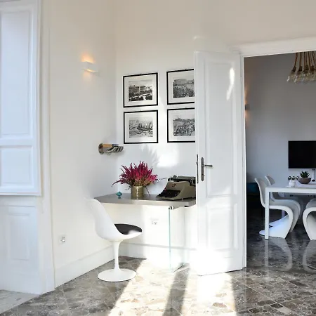 Daire Art View Luxury *