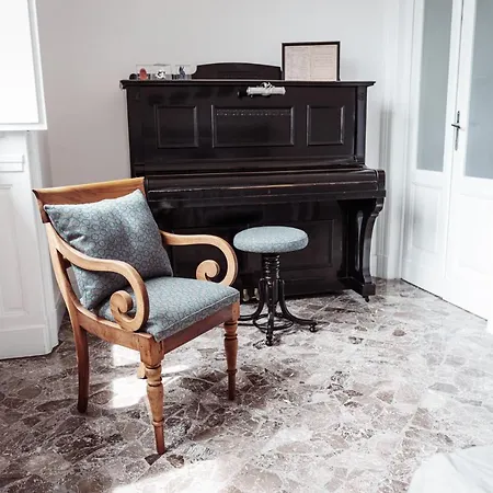 Art View Luxury Bari