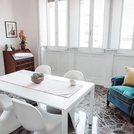 Апартаменты Art View Luxury *