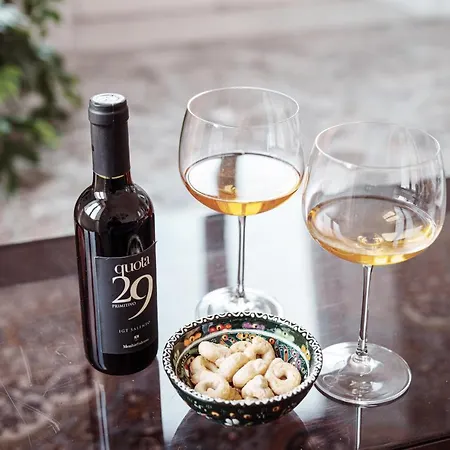 Art View Luxury Бари