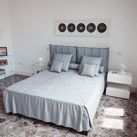 Апартаменты Art View Luxury *